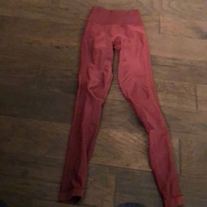 Lululemon yoga pants